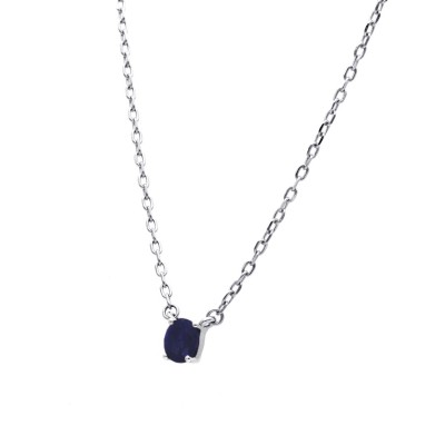 Naszyjnik srebrny z delikatnym oczkiem - szafirem