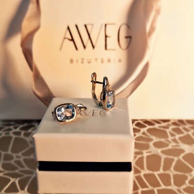 Kolczyki srebrne z topazem oraz cyrkoniami na zapięciu angielskim