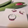 Kolczyki srebrne przecinki z rubinami na angielskim zapięciu