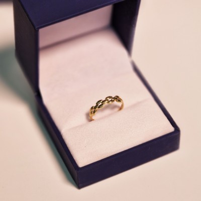 PIERŚCIONEK Z ŻÓŁTEGO ZŁOTA POŁĄCZONE OWALE