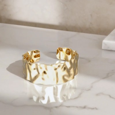 Bransoletka ze stali szlachetnej mankietowa o wyjątkowym, artystycznym wykończeniu