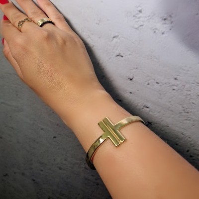 Bransoletka ze stali szlachetnej o nowoczesnym minimalistycznym designie