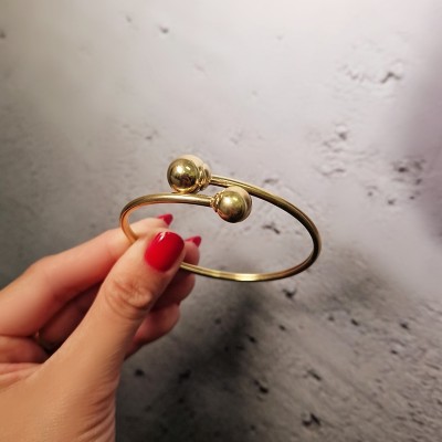 Bransoletka ze stali szlachetnej nowoczesna zakończona kulkami