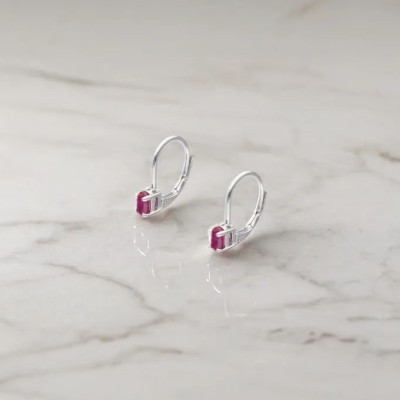 Kolczyki srebrne z rubinem na zapięciu typu bigiel - kolekcja Rhapsody